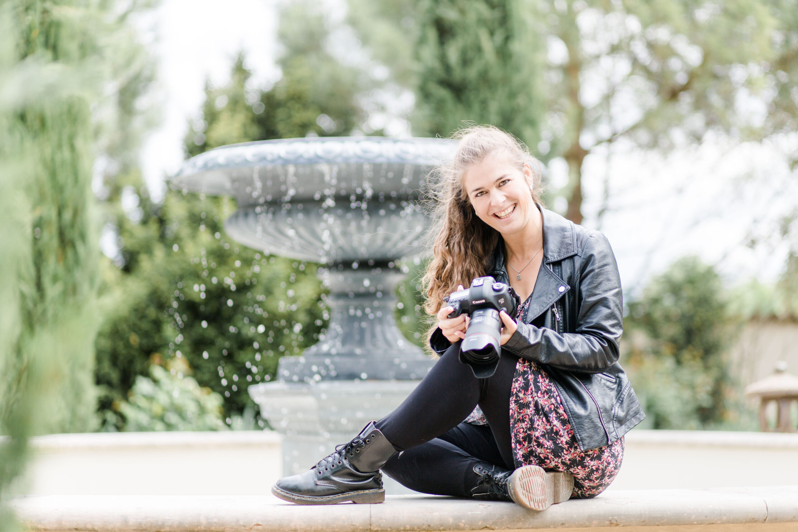 Daniela Seehofer, Fotografin an Brunnen